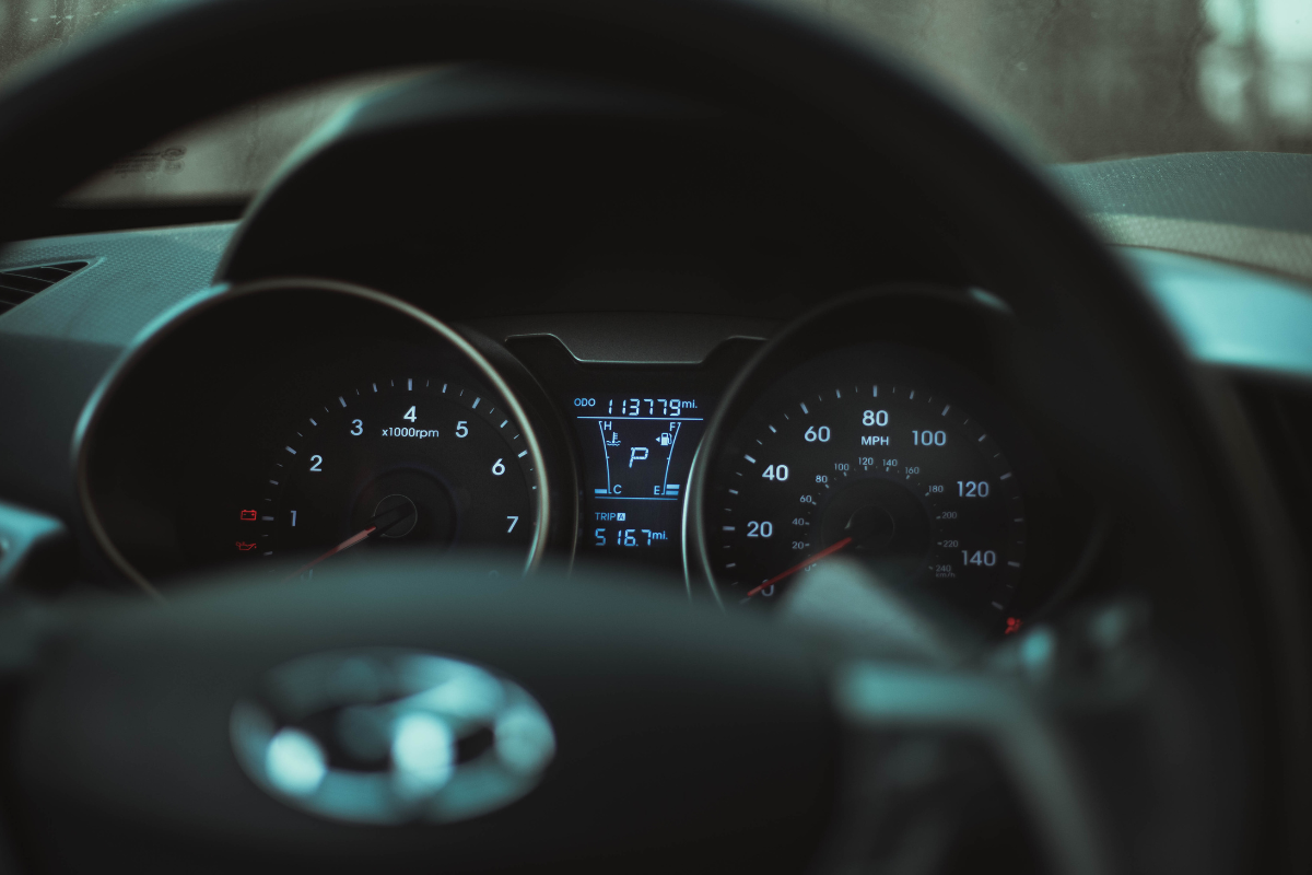 mgs-insurance-difference-between-odometer-and-speedometer